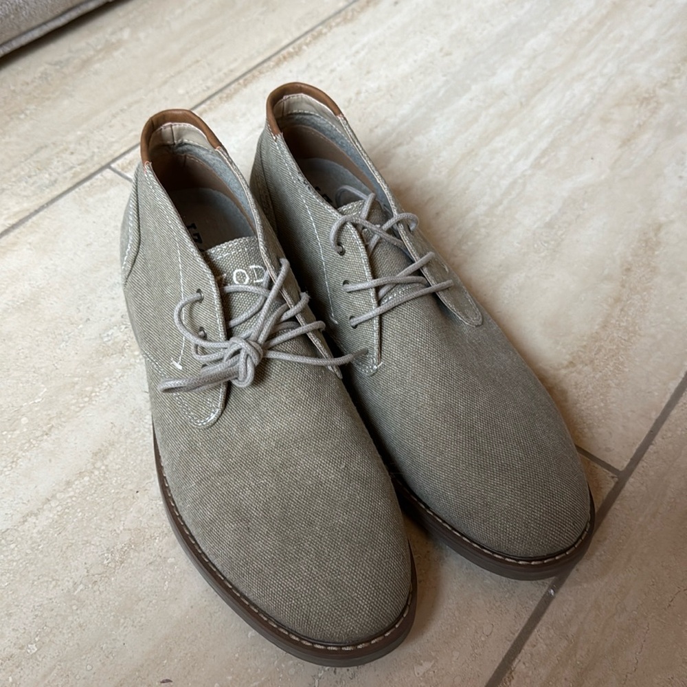Izod Oxfords Boots
